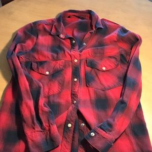 Women’s plaid flannel